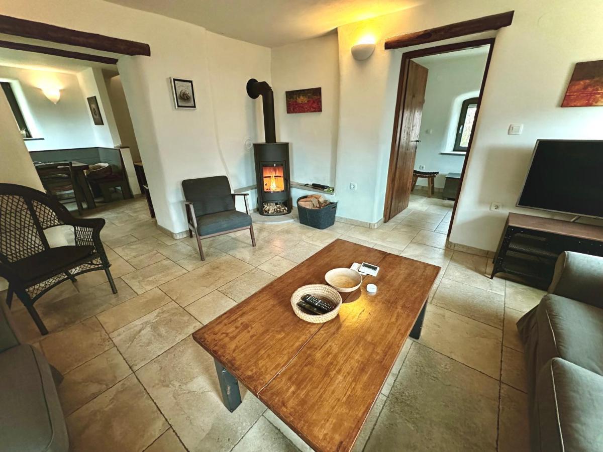 Holiday Home Kuninez Most na Soči Dış mekan fotoğraf