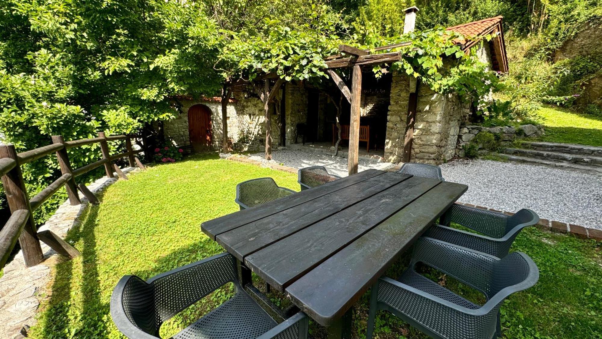 Holiday Home Kuninez Most na Soči Dış mekan fotoğraf